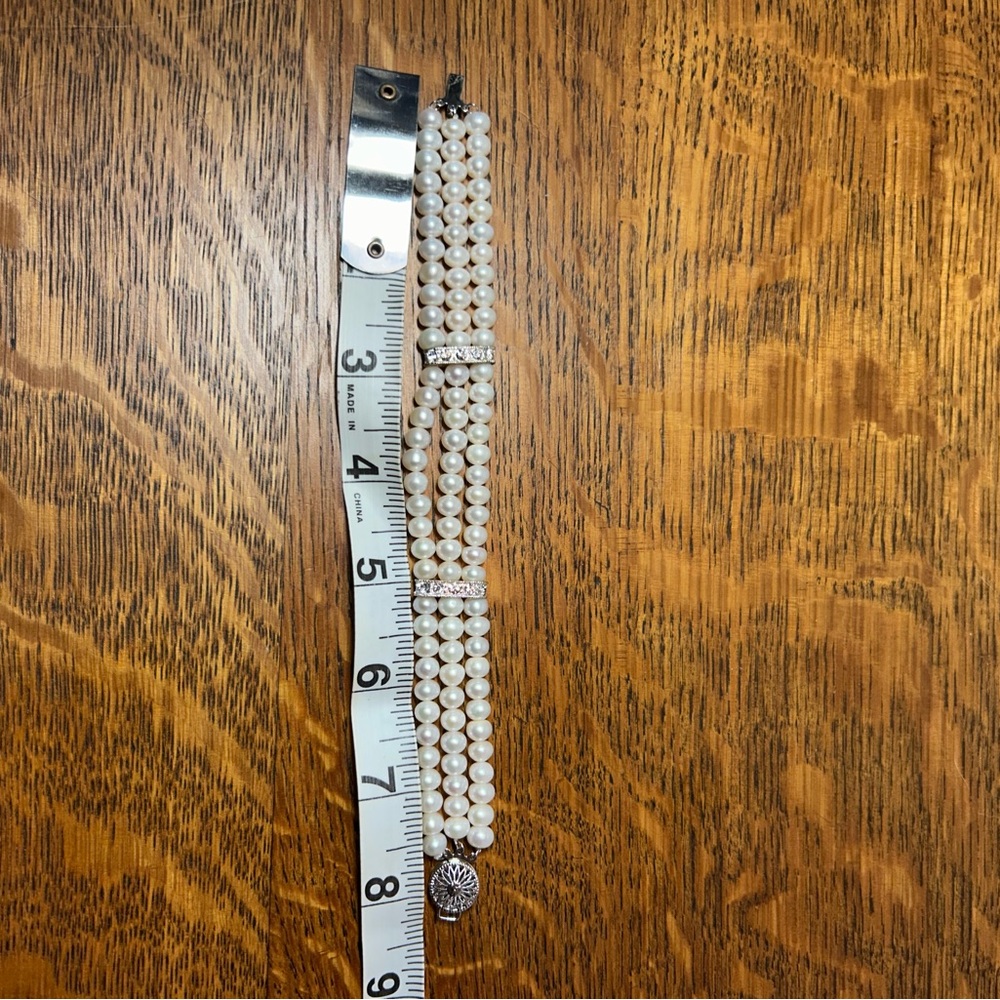 Triple Strand Freshwater Cream Pearl Bracelet with Silver Accents - Picture 3 of 3